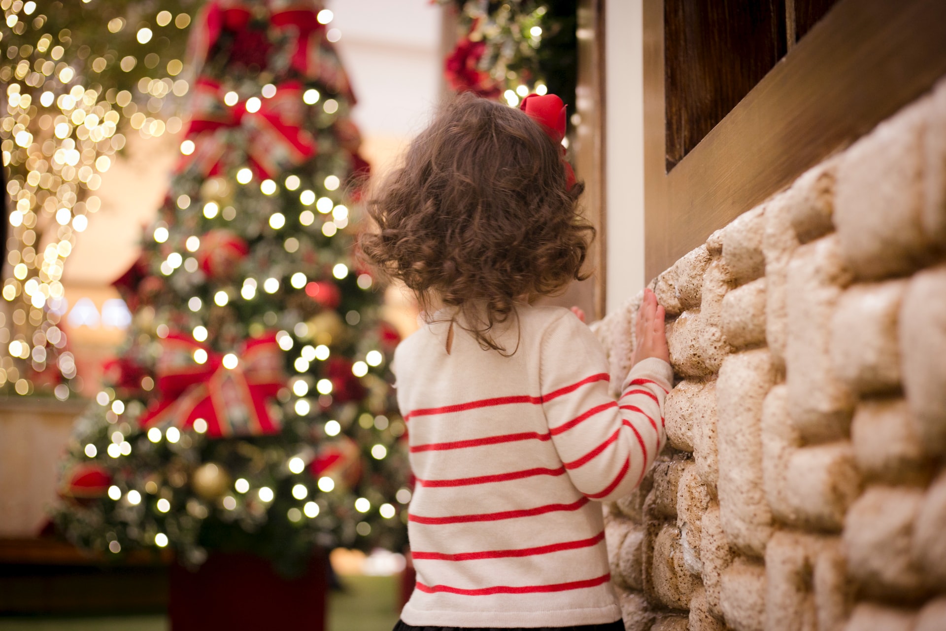 Christmas, coronavirus and separation: what are the rules around taking children away from home? Image